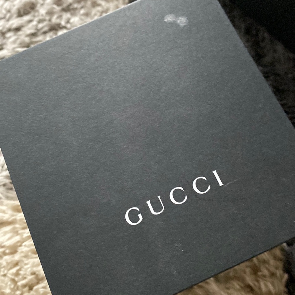 Unisex Gucci watch